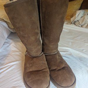 UGG Classic Tall Boot Chestnut size 7